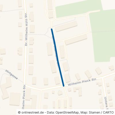 Ernst-Thälmann-Straße 08496 Neumark 