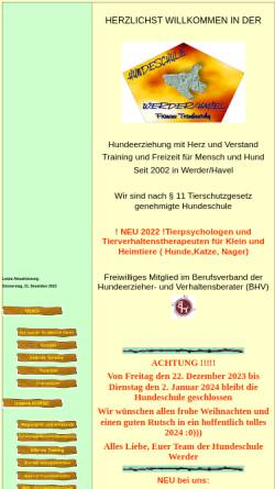 Vorschau der mobilen Webseite www.hundeschule-werder.de, Bines Welpenschule